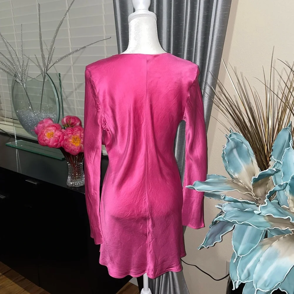 Frederick’s collection 100% silk sexy sleep dress - Picture 4 of 14